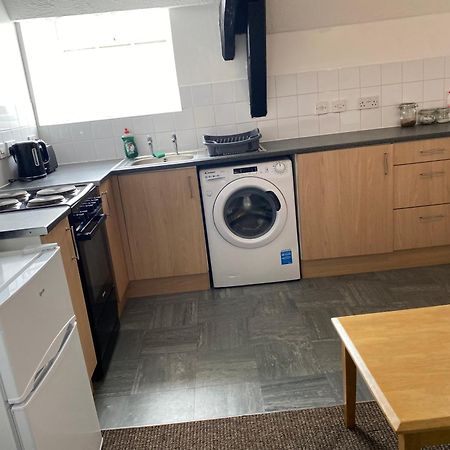 Spacious One Bedroom Flat With River View, 1E Great Yarmouth Buitenkant foto